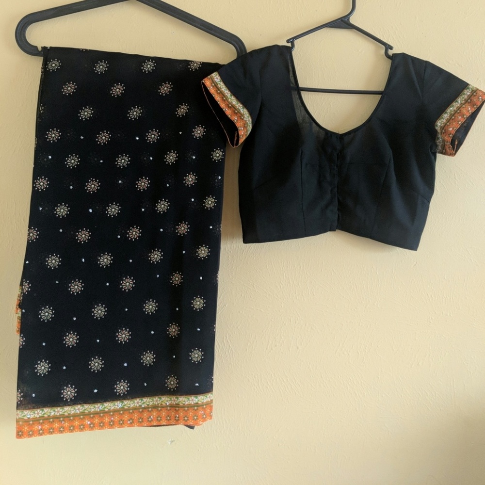 Indian Saree - Picture 6 of 10